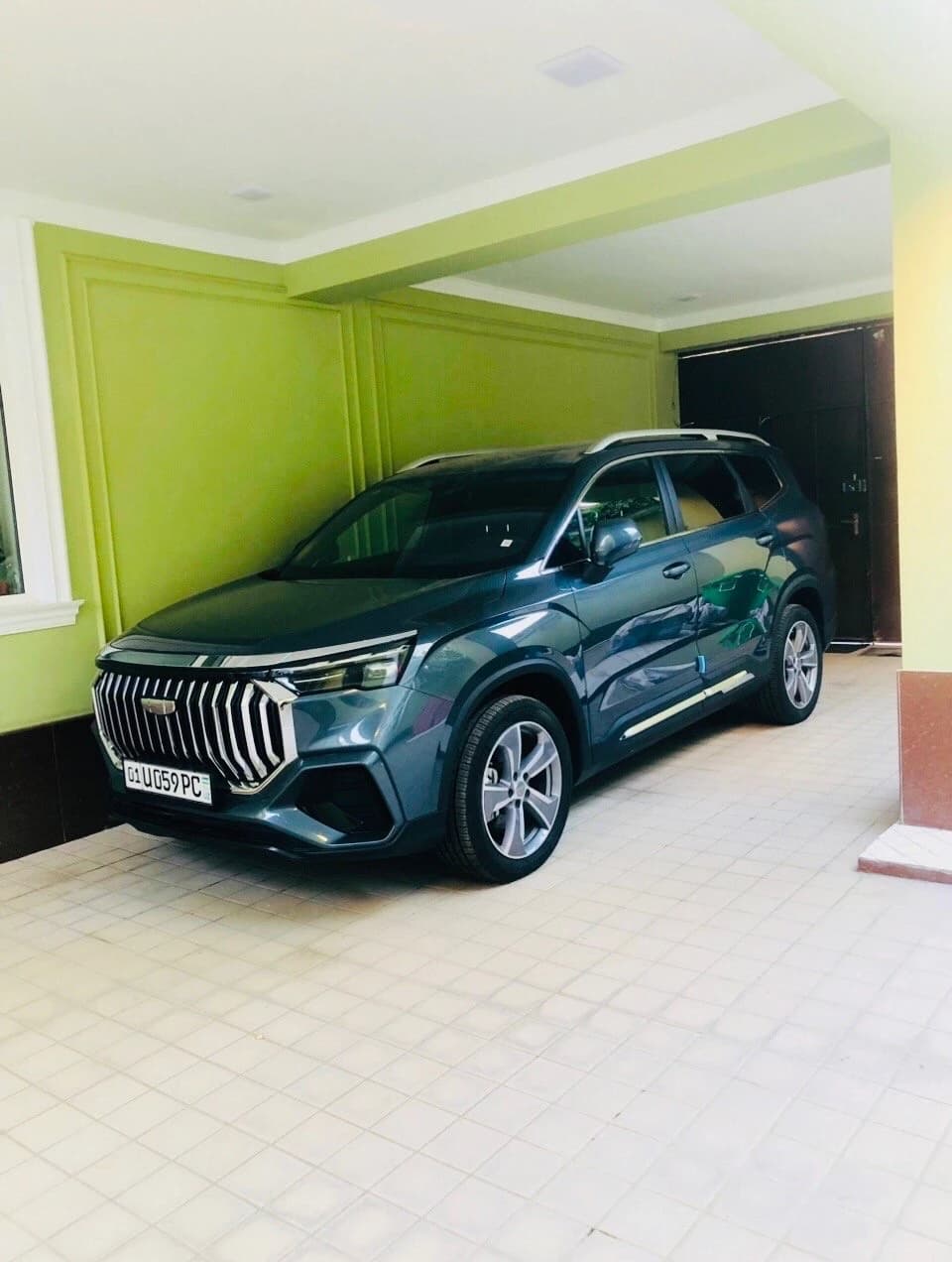 Geely Okavango 2024
